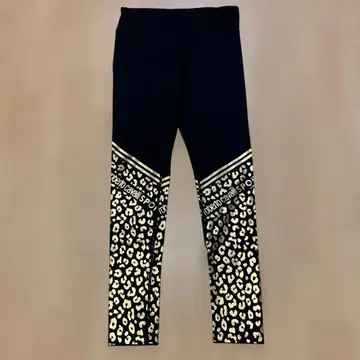 새상품급 로베르토 카발리 스포츠 레깅스