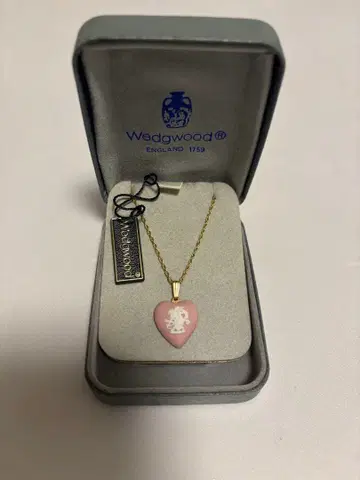 WEDGWOOD 웨지우드 하트 목걸이