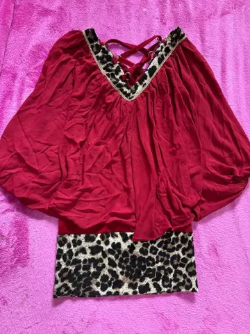 d.i.a 빨간색 레오파드 무늬 미니 원피스 반팔