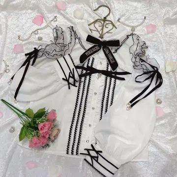 미개봉 새상품 LIZLISA 롱 리본 프릴 블라우스 리즈리사 블랙