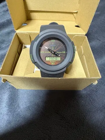 남성용 손목시계 모델 카시오의 G-SHOCK, AW-500MNT-1AJR