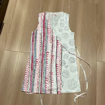 [ 미사용 새상품 ] Yoko Takeshita 슬리브리스 랩 튜닉