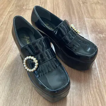 evelyn 에블린 통굽 로퍼 [ 지뢰계 ]