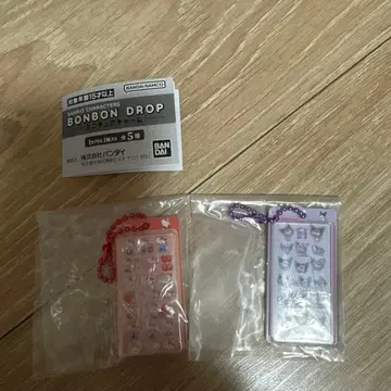 산리오 캐릭터즈 모자 꽁지 드롭 씰 헬로키티 쿠로미