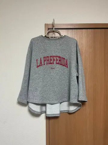 studio CLIP 라운드 테일 로고 맨투맨 풀오버