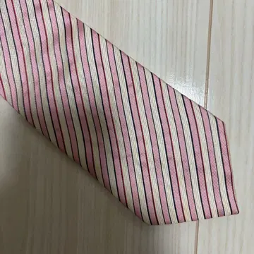 페라가모 넥타이