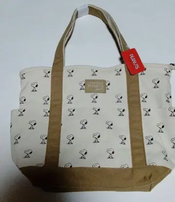 택 포함 새상품 스누피 토트백 다용도 수납 올 패턴