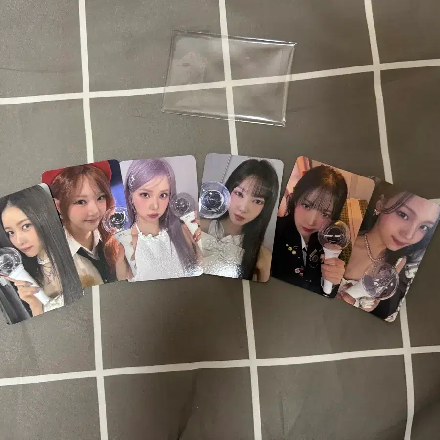 GFRIEND 여자친구　ペンライト トレカ6人セット 破格値下げ】 GFRIEND メルカリ - グッズセット GFRIEND トレカ6人