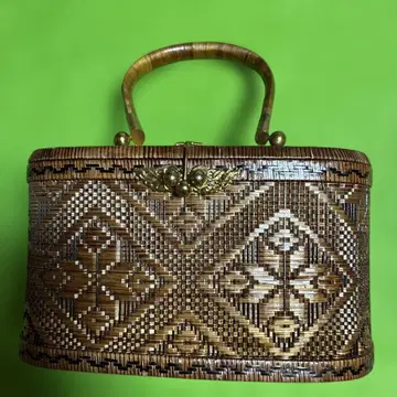 얀 리파오 뜨개질 바스켓백 브라운 초여름에 최적