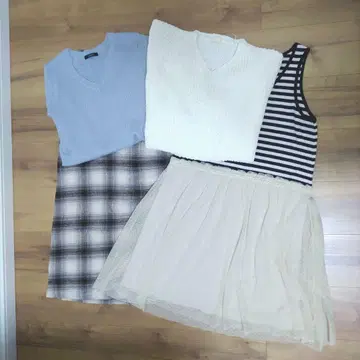 Lespoir 스카이블루 니트와 LEPSIM 체크 무늬 스커트 세트