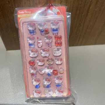 산리오 가챠 모자 꽁지 드롭 씰 미니어처 참 헬로키티