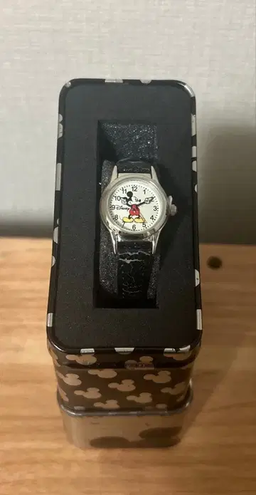 디즈니 디즈니랜드 손목시계 미키 블랙 가죽 느낌