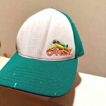 OAKLEY 자수 캡 그린