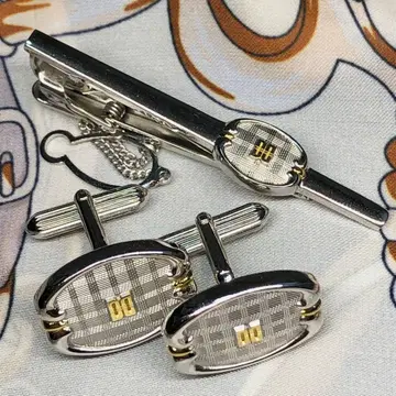 DAKS 넥타이핀 커프스 2점 세트 실버 골드