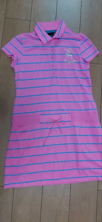 시원하고 쾌적한 23L SPORT 폴로 원피스 M-L 핑크