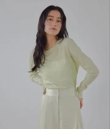 EMMEL REFINES 크루넥 티셔츠 에멜 리파인즈