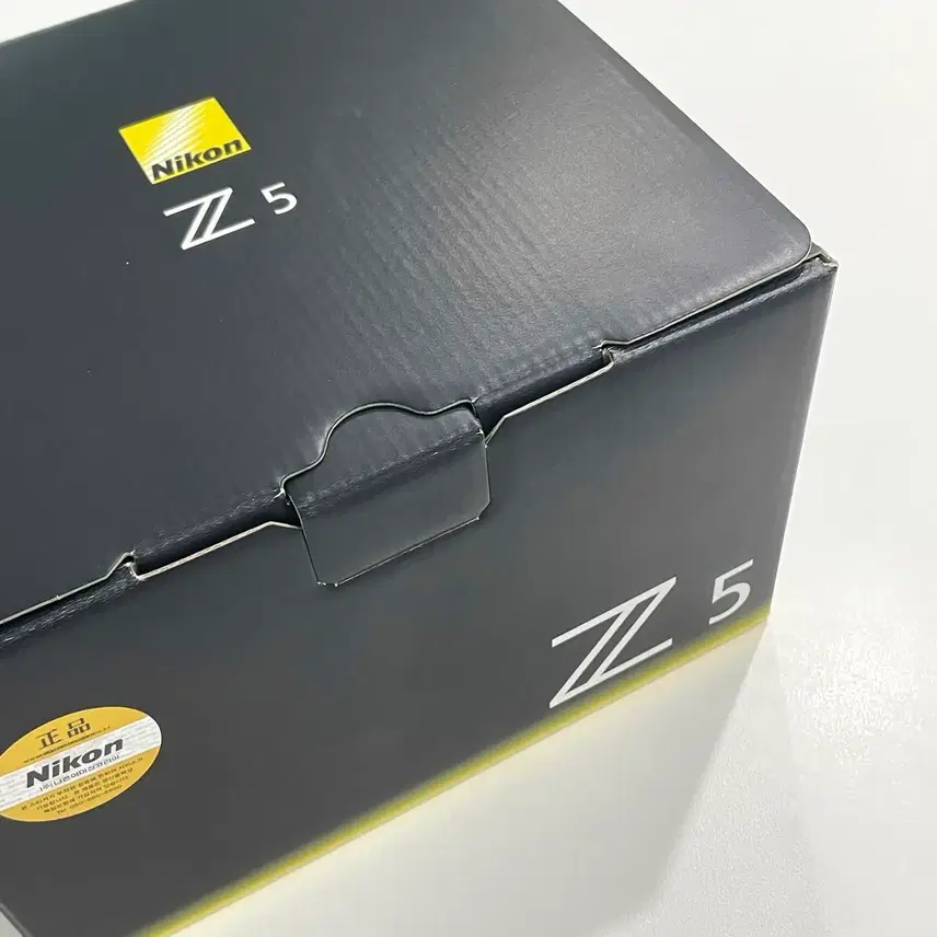 니콘 Z5 카메라