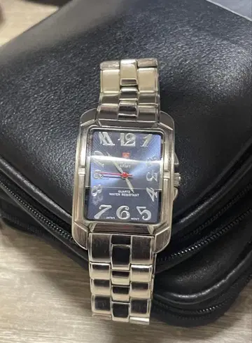 스위스 아미 SWISS ARMY 손목시계 미작동