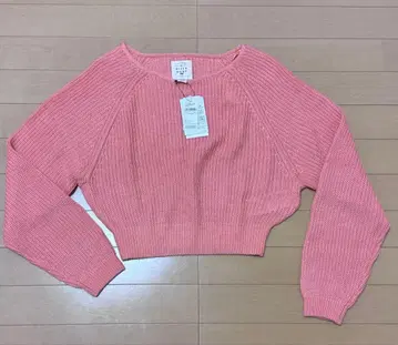 BILLABONG 핑크 크롭 니트 M 사이즈