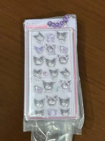 봉봉드롭 미니어처 본드로 가챠 키링 쿠로미 산리오