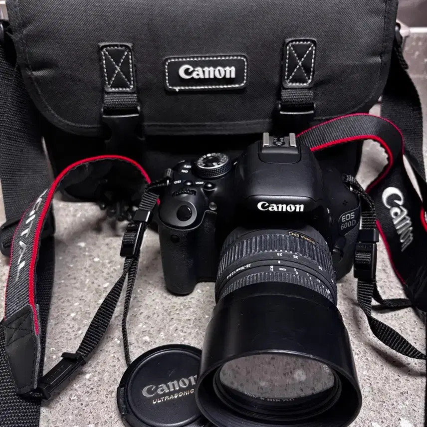 캐논 EOS 650D DSLR 카메라 + 시그마 28-70mm렌즈