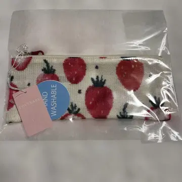 새상품 래버러리 페이 라스트로베리 도트 메쉬 파우치