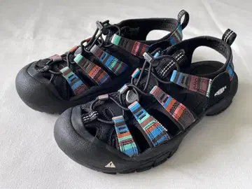 KEEN 뉴포트 H2 RAYA 샌들 23.5cm