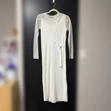 LOVELESS 화이트 타이트 원피스