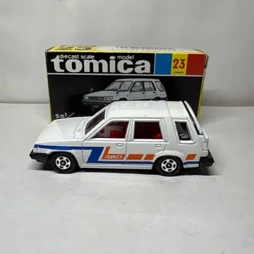 토미카 일본제 블랙 상자 도요타 스프린터 카리브