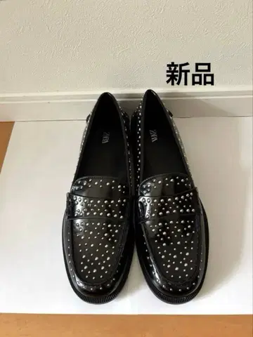 ZARA 스터드 로퍼 40