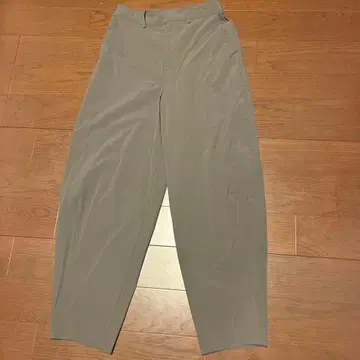 카키 코쿤 팬츠 허리밴딩