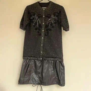sacai 스팽글 니트 절개 원피스