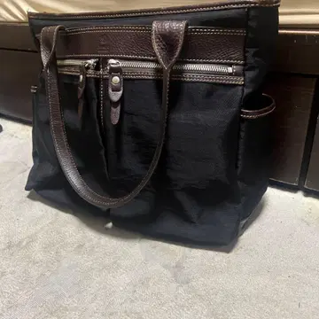 다케오 키쿠치 비즈니스 백