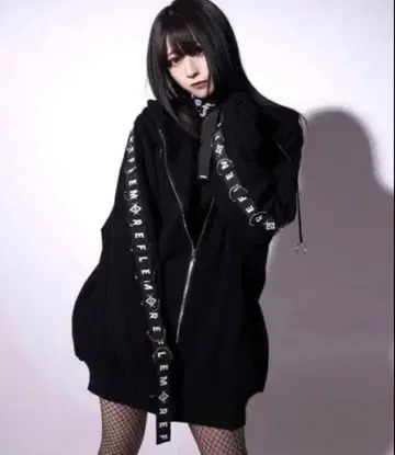 REFLEM D링 로고 테이프 ZIP 후드티/집업 후드티