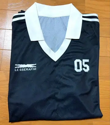 르세라핌 위버스콘 위바콘 유니폼 티셔츠