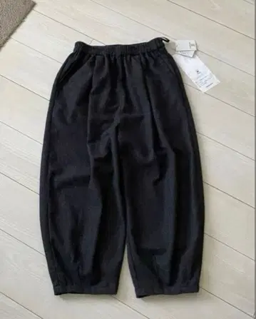 코쿤 팬츠 헤링본