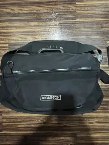 BROMPTON S백 단종 숄더백 블랙
