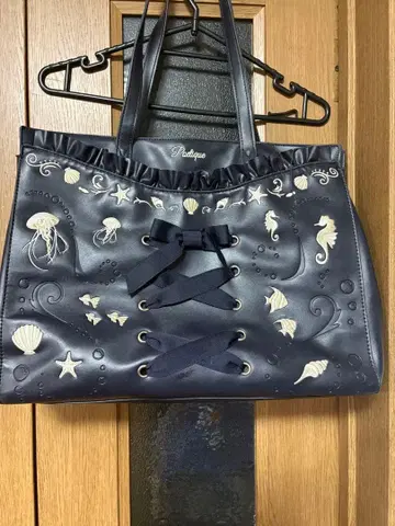 axes femme POETIQUE 아쿠아리움 자수 토트백