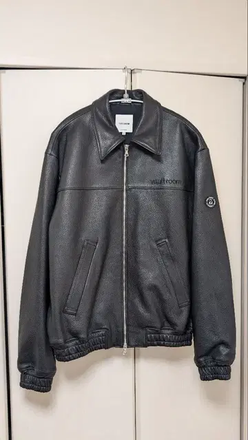 VAULTROOM LEATHER ZIP BLOUSON / 가죽 자켓