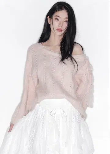 thetis 소프트 베일 오프 숄더 니트