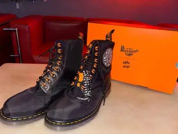 Dr. Martens 닥터마틴 x 킹나드 1460 홀 부츠