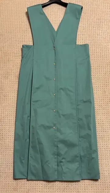 새상품급 Drawer 새틴 스냅 원피스 그린