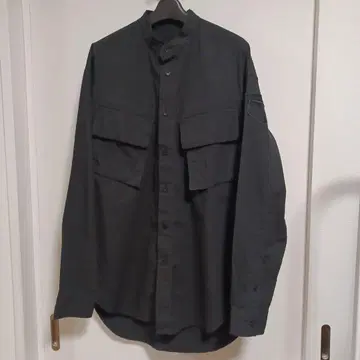 JULIUS 율리우스 스탠드 카라 밀리터리 셔츠 블루종