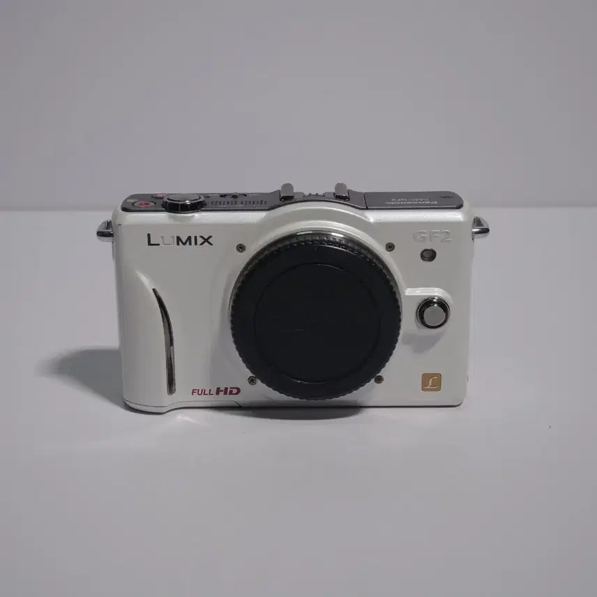 파나소닉 루믹스 GF2 화이트 바디