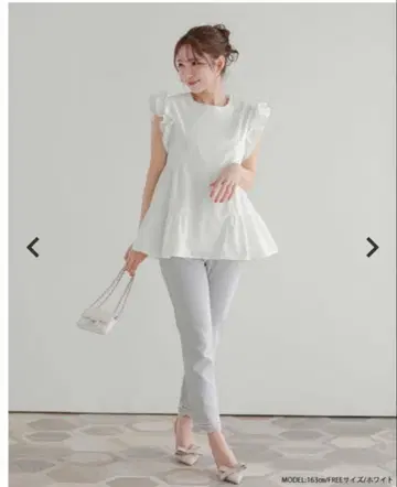 fitmore 2025ss 숄더 프릴 티어드 상의 핏모어