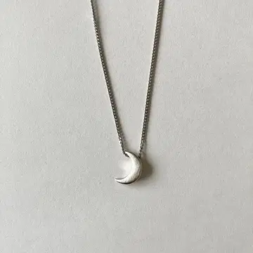 컨디션 최상 ete [레이어드] 크레센트 문 목걸이 플래티넘