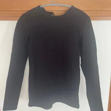 sorm'86 초대 PST 퍼펙트 스냅 T 블랙