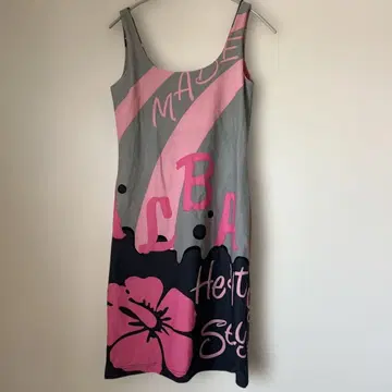 ALBA ROSA 슬리브리스 무릎 기장 원피스