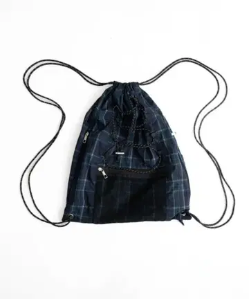 이번 시즌 새상품급 WISH FOR EVER 아소드 드로코드 냅색