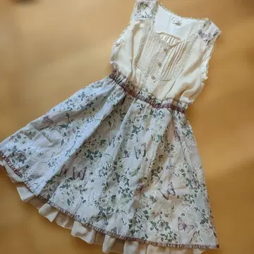 axes femme 나비와 꽃 프린트 슬리브리스 원피스